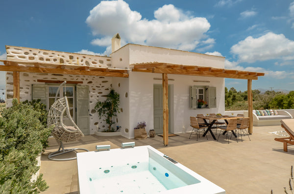 THE CALENDAR IS NOT UPDATED!<br />Please scroll down the page and choose CONTACT  Naxos Enchanting Villa with Pool and Jacuzzi Entire villa vacation rental 583137755708077895