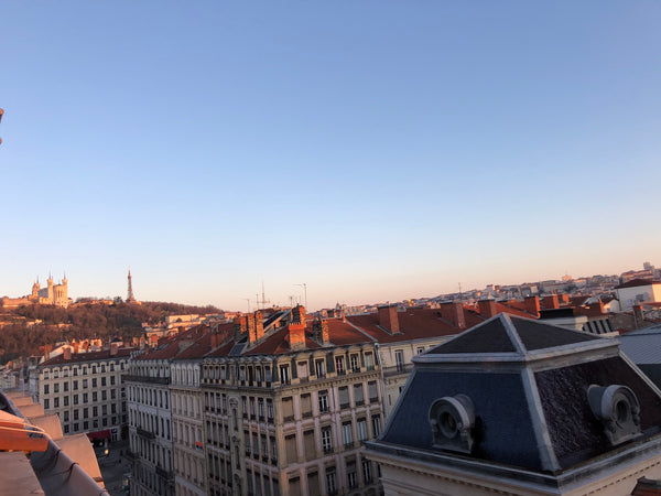 Petit appartement très bien situé en plein centre ville, à 1min à pied de la pla Lyon, France Petit appartement cosy à Bellecour Entire rental unit vacation rental 26677997