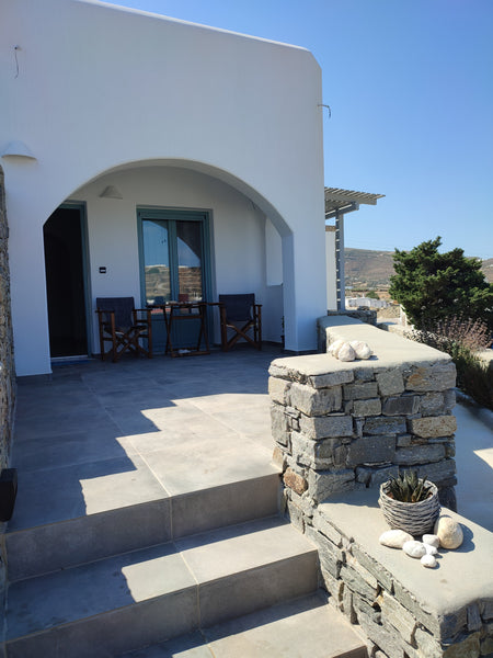 Traditional house 69sq.m. in Kakapetra Parikia Paros overlooking the sea. In a l Kakapetra, Greece Sifnaiou Traditional apartment3 (Kakapetra Parou) Cycladic home vacation rental 44312349