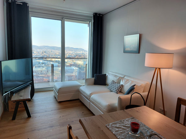 Man kann all die Vorzüge dieses einzigartigen Appartments hoch über den Dächern  Breitenbrunn, Austria Ein Logenplatz am Himmel über Wien Entire condo vacation rental 50933623