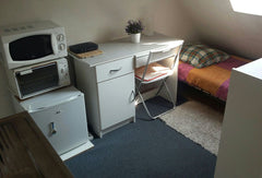 Located at 15 mins walk from Charles de Gaulle and the Champs Elysees. You will  Paris, France Independent Room Charles de Gaulle Mid-Term Period Entire rental unit vacation rental 6978963