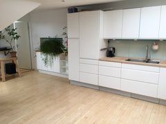 Stor lejlighed med plads til hele familien. Centralt placeret, 100 meter fra van Copenhagen, Denmark Stor lejlighed helt centralt placeret i København Entire rental unit vacation rental 44111931