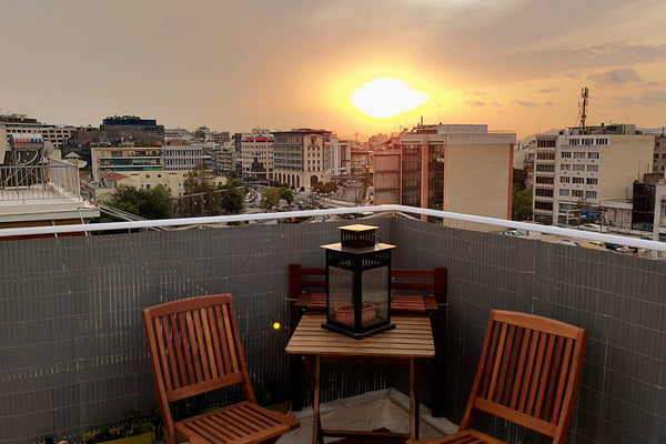 Rooftop fully refurbished flat. Work remotely in comfort and safety in 2 spaciou Athens, Greece Penthouse for work or leisure at Syngrou Fix Metro Entire rental unit vacation rental 39665688