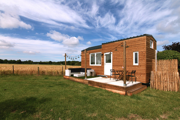 Welkom bij ons Tiny House, een volledig huisje in de mooie velden van Nevele. Ee Ghent, Belgium Tiny House Valkenbulcke Tiny home vacation rental 42560488