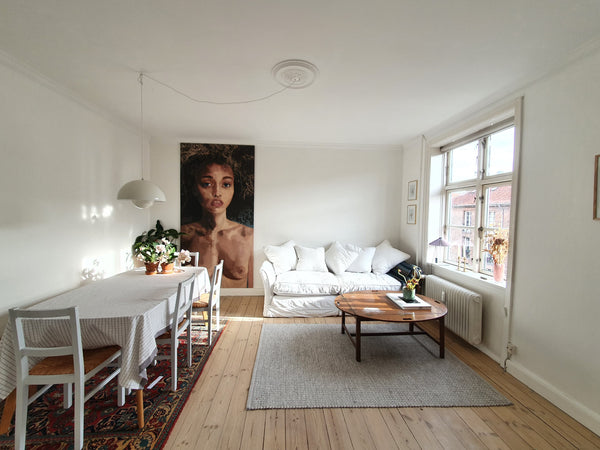 Enjoy the danish summer at our sunny apartment. Located right next to the train, Copenhagen, Denmark Lovely 1 bedroom 5 min from city center and beach Entire rental unit vacation rental 651346524958896875