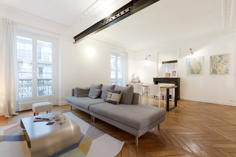 Brand new Parisian flat with large bedroom, double living room and open kitchen. Paris, France Cosy & design flat in central Paris Entire rental unit vacation rental 2840832