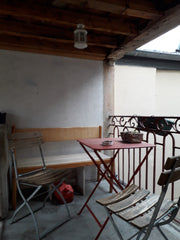 Idéal pour la fête des Lumières !<br />Appartement de 50m2 situé à 100 mètres de Lyon, France Appartement plein centre, fête des Lumières Entire rental unit vacation rental 30038714