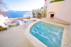 Great view to caldera, great comfort, huge terrace, privacy.<br />this winter re Greece Opsis Cave House Cave vacation rental 18381002