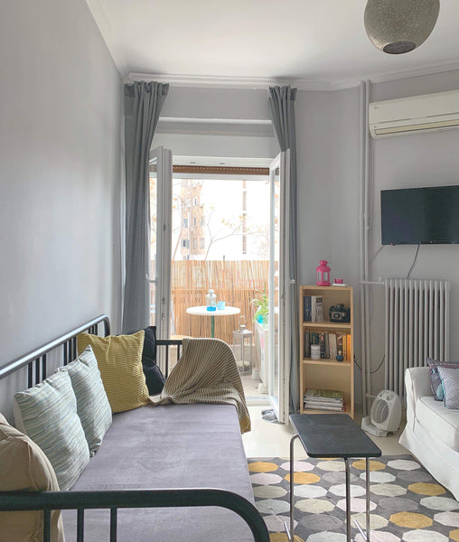 Very central, cosy and bright studio apartment, 5 minutes walk to Kerameikos met Athens, Greece Central Athens cosy studio near Acropolis Entire rental unit vacation rental 21733392