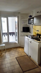 Nice and cosy non- smoking studio of 14sqm on the 6th floor with lift.<br />Inde Paris, France Cosy apartment central Paris Entire rental unit vacation rental 18661007