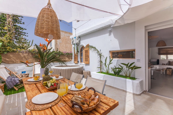 Idalia Stylish Apartment with Hot Tub is built just 100 metres from the sandy be Greece Idalia Stylish Apartment with Hot Tub Entire rental unit vacation rental 598849621478707581