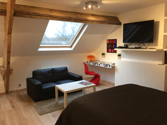 At the heart of Chatelain, warm studio for 2 persons, fridge, coffee, tea, micro Brussels, Belgium Charming Studio - Châtelain Entire rental unit vacation rental 4543524