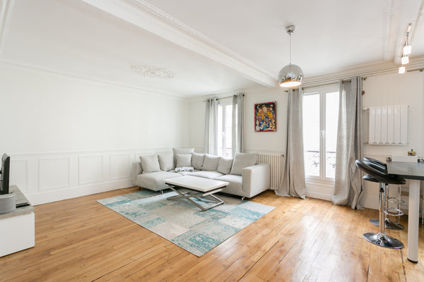 Welcome in Paris Porte de Versailles ! Very beautiful & Spacious flat, bright &  Paris, France All  new & spacious apartment /unbeatable Location Entire rental unit vacation rental 21157316