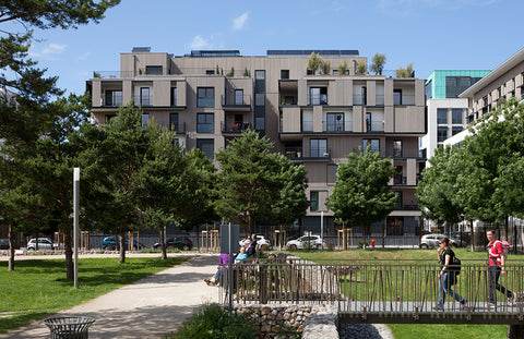 A proximité immédiate du centre commercial de la  part dieu(gare sncf), du métro Lyon, France Appartement La buire Entire rental unit vacation rental 11944729