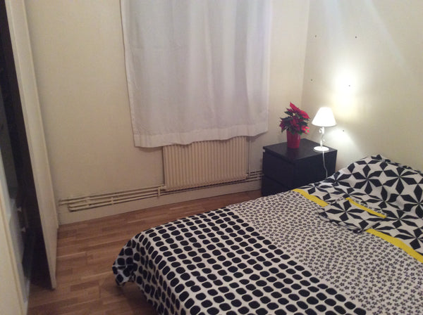Mon logement est proche des Grands Boulevards ainsi que des galeries Lafayette.  Paris, France Chambre calme dans grand appartement Private room in rental unit vacation rental 16528908