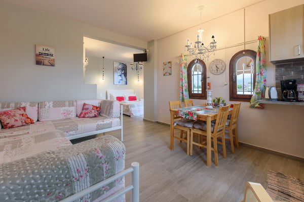 Lovely place next to the beach but very close to the center of the town. Quite f Heraklion, Greece Olympus studios next 2the beach Possidone-Coco-mat Entire serviced apartment vacation rental 18650538