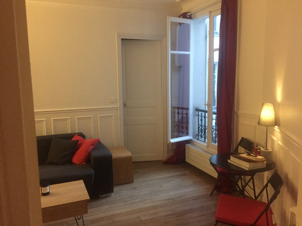 Cet appartement de 50m2 a deux pas de la tour eiffel sera vous combler par sa lu  Appartement neuf au Champs de Mars Entire rental unit vacation rental 7288882