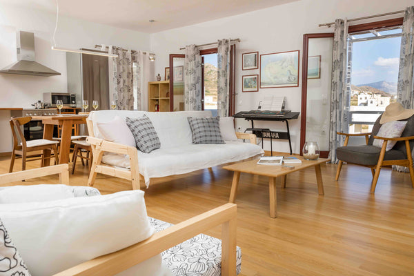 This 111 m² big 2 Bedrooms Apartment, recently renovated, is located in the nice Naxos, Greece Grotta House Entire rental unit vacation rental 43441784