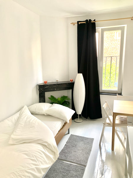 You will have a private room which is very quiet as you are separated by a commo Brussels, Belgium Quiet room in center EU area (Place Jourdan) Private room in rental unit vacation rental 49980879