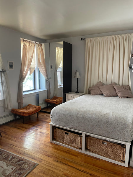 available starting august 29th - quiet studio with private bathroom and kitchen,  Rental unit in New York · 1 bedroom · 1 bed · 1 bath Entire rental unit vacation rental 51385479