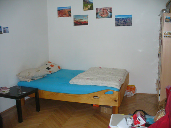 I´m renting out my room in a student appartment in the 2nd district. Its located Styria, Austria Nice calm room in the 2nd district Private room in rental unit vacation rental 6434423