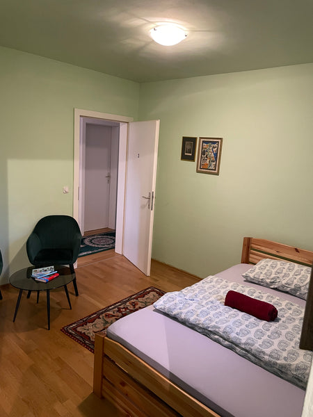 you´re welcome to Join us in our Home, where you´re going to feel exactly like a  Zimmer im Wiener Haus 2@ Private room in home vacation rental 52088207