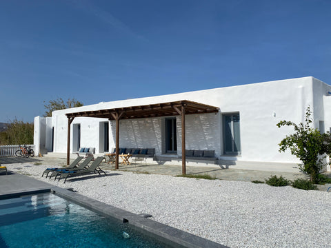 <b>License number</b><br />00001379157 Garches, France Modern Farm House by the sea Cycladic home vacation rental 51879390