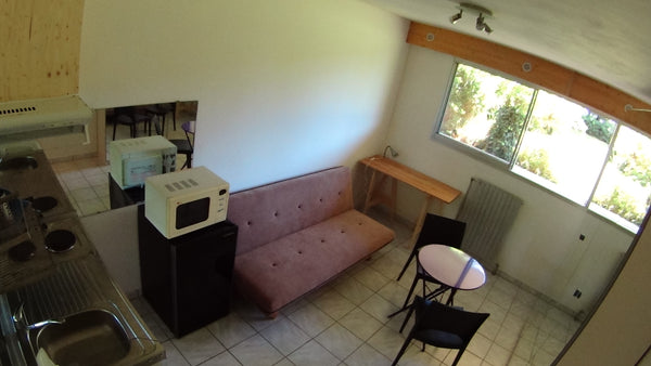 Studio 20 m² meublé dans un immeuble sécurisé, très calme, vue sur le jardin.<br Lyon, France Studio 1 meublé Lyon Entire rental unit vacation rental 23918559