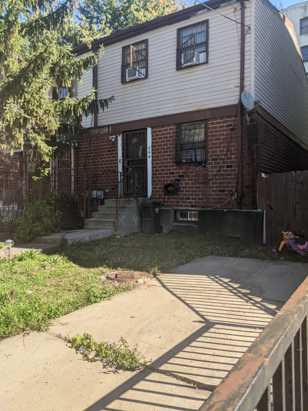 This place is perfect for a trip to NYC. This house is located in the South Bron  Rental unit in The Bronx · 2 bedrooms · 1 bed · 1 bath Private room in rental unit vacation rental 918347363525089617