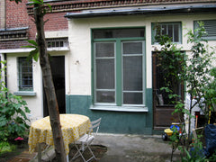 Une ambiance chaleureuse avec une décoration simple.<br /><br /><b>The space</b>  Montmartre. Chambre, sdb privée, bureau sur jardin Private room in rental unit vacation rental 22009201