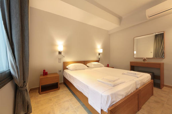 Apartment size: 60 m²<br /><br />Bedroom 1: 1 large double bed <br />Bedroom 2:  Athens, Greece 60m2 Serviced apartment in Metaxourgeio station Entire serviced apartment vacation rental 28765385
