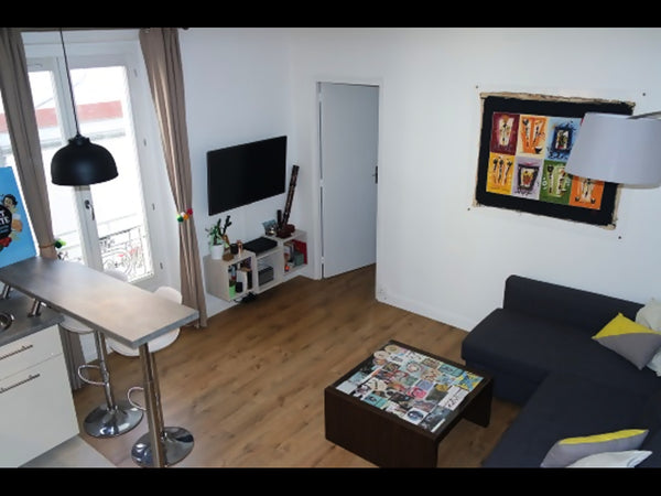 In the heart of Paris Oberkampf the flat is in a calm place on the 1st floor.<br Paris, France Charming flat in Central Paris Entire rental unit vacation rental 9724577