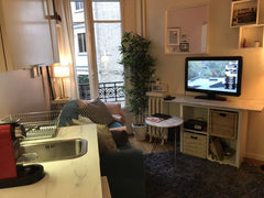 charmant petit studio a deux pas de montmartre et du sacré coeur tout équipé WIF France Studio de charme près de Montmartre Sacree coeur Entire rental unit vacation rental 23177710