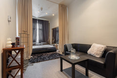 Private room in the quiet street in the down town. Apartment is close to metro &  Private room King in the Prague down town Private room in rental unit vacation rental 648353558655243205