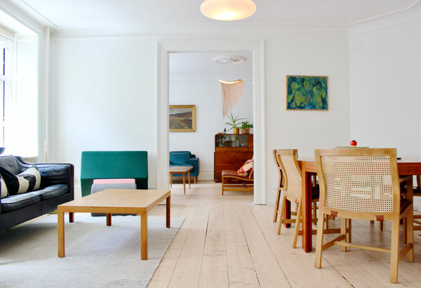 A classical five room apartment in central Copenhagen, situated on a quiet stree Denmark Classical apt by Kings Park and Botanical Garden Entire rental unit vacation rental 30086707