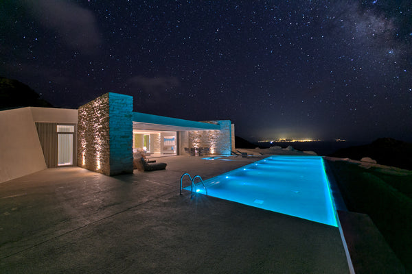 Mylo Villa is located on a secluded spot on the island of Ios, just a 2 minute d Paris, France 4 Bedrooms Villa Mylo Entire home vacation rental 28187808