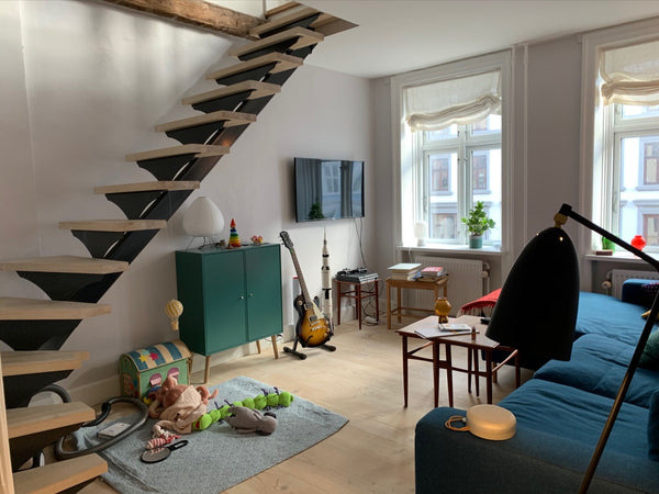 Denne særlige bolig ligger tæt på alt i den trendy bydel Vesterbro. Her er masse Copenhagen, Denmark Bo tæt på alt i lys 2-etagers lejlighed Entire condo vacation rental 52385476
