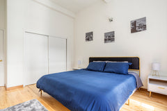 Welcome to our spacious & inviting Manhattan apartment in the heart of the city!  Serviced apartment in New York · ★New · 3 bedrooms · 4 beds · 1 bath Entire serviced apartment vacation rental 1062506366862556498