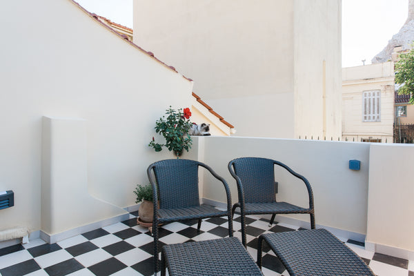 Old Town Plaka, Athen, Greece<br />Acropolis View, Private Room & Bathroom with  Athens, Greece ✦At the foot of the Acropolis ~ Roof Deck ~ Views✦ Entire rental unit vacation rental 49351414