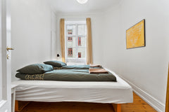 Room (11 square meters) for rent in large (140 square meters) and bright apartme Copenhagen, Denmark Room in Large and Central Apartment Private room in rental unit vacation rental 38281615