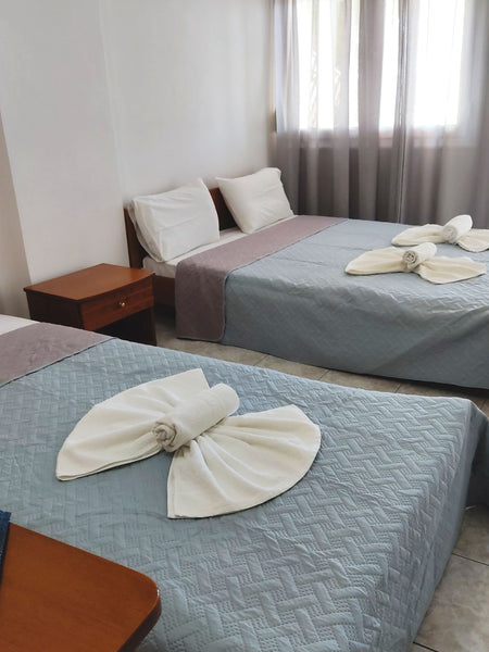 <b>The space</b><br />Akrogiali rent rooms are located just in front of the Sout Kastri, Greece Ενοικιαζόμενα δωμάτια 