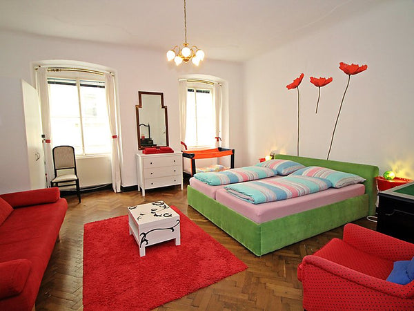 This cozy apartment for 6 persons situated in the city center in a pedestrian zo Vienna, Austria City Center Apartment right next to Stephansdom Entire rental unit vacation rental 20953461