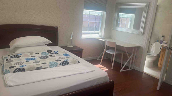 Basement studio New York, United States Villa in New York · 1 bedroom · 2 beds · 1.5 shared baths Private room in villa vacation rental 33247747