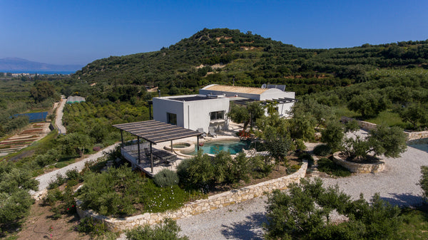 A spacious, stylish country house, with a stunning swimming pool in a totally pr Bath, United Kingdom Secluded Villa with Panoramic Views close to beach Entire villa vacation rental 9586706