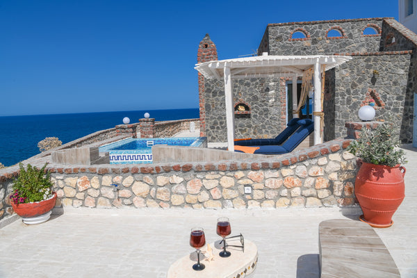 Our luxury seaside suite ,Stone, wood, art, true colors, unique architecture wit Imerovigli, Greece Starlight Luxury Seaside Suite Entire rental unit vacation rental 43691642
