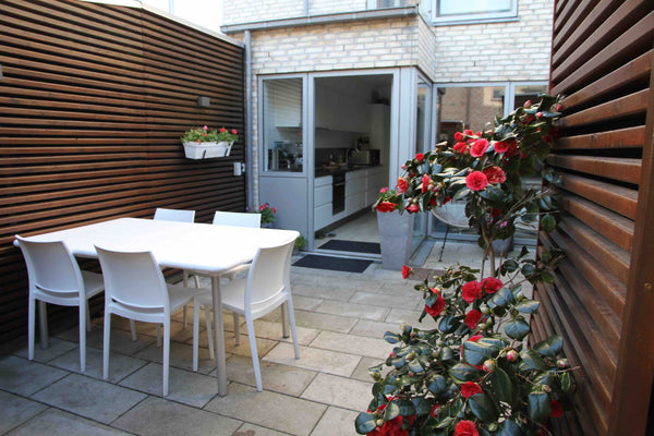 Lovely townhouse in Valby. 4 bedrooms, 127m2, 3 floors. Nice patio with barbecue Copenhagen, Denmark Stylish townhouse with room for the whole family. Entire townhouse vacation rental 32938107