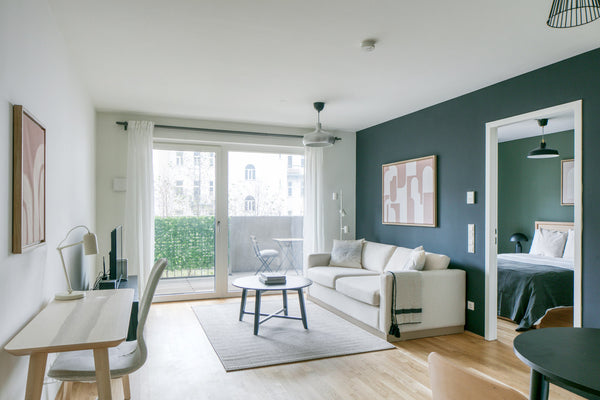 Show up and start living from day one in Vienna with this cozy one-bedroom Blueg Vienna, Austria Landstraße 1BR w/ Gym & Sauna, nr S-Bahn S7 Entire rental unit vacation rental 54256709