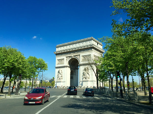 Our place is close to Arc de Triomphe, Trocadero, Place Victor Hugo, Boulangerie Neuilly-sur-Seine, France Place Victor Hugo area, charming and luminous flat Entire rental unit vacation rental 13705113