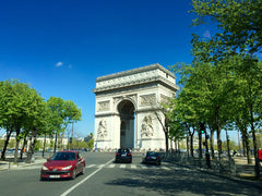 Our place is close to Arc de Triomphe, Trocadero, Place Victor Hugo, Boulangerie Neuilly-sur-Seine, France Place Victor Hugo area, charming and luminous flat Entire rental unit vacation rental 13705113