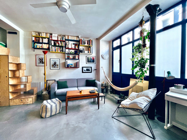 Located in a quiet street in the heart of a neighborhood that has kept the charm Paris, France Cosy & charming vintage flat Entire rental unit vacation rental 232437